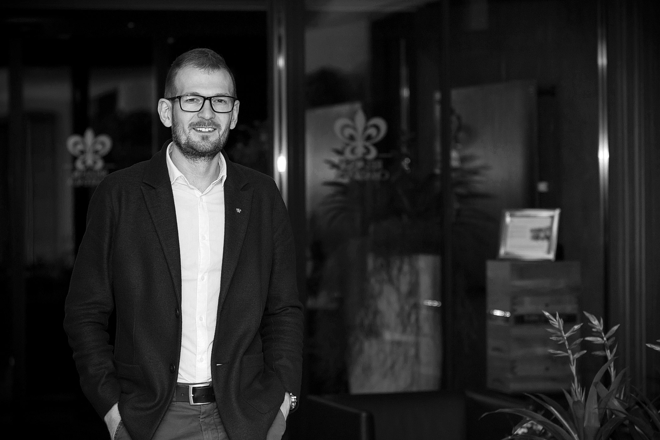 OCULAR-Online-Lifestyle-Magazin-Highlife-Design-Travel-Ingatlan-Gourmet-Budapest-Balaton-Attila-Portrait